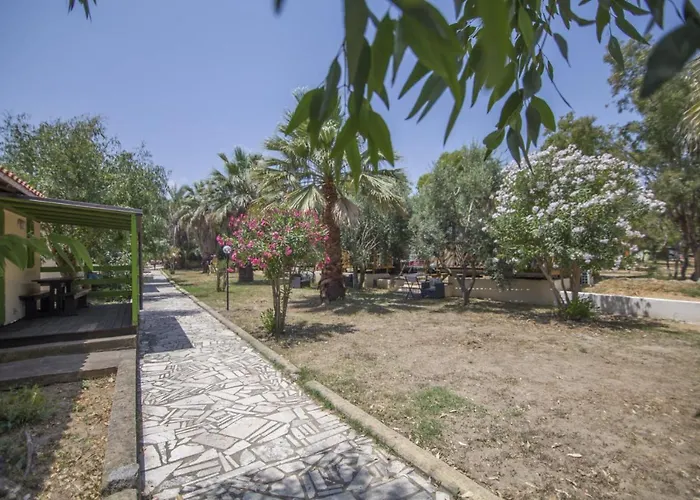 Villaggio Sos Flores 托尔托利