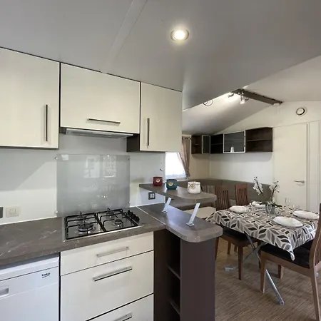 Kamp alanı Villaggio Sos Flores