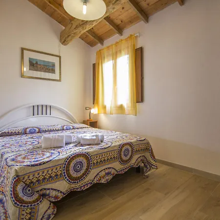 Villaggio Sos Flores Kamp alanı 3*