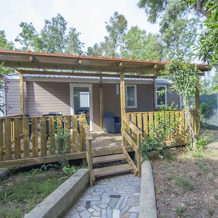 Kamp alanı Villaggio Sos Flores 3*