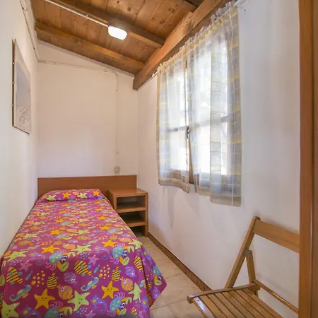 Kamp alanı Villaggio Sos Flores Tortolì