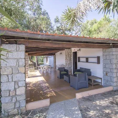 Villaggio Sos Flores Kamp alanı Tortolì