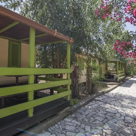 Villaggio Sos Flores Kamp alanı