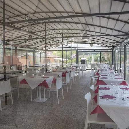 Villaggio Sos Flores Kamp alanı