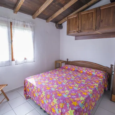 Kamp alanı Villaggio Sos Flores Tortolì