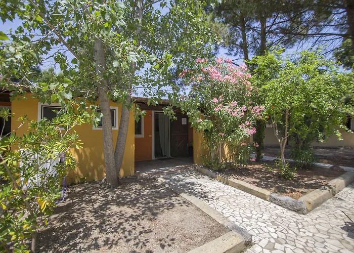Villaggio Sos Flores Kemping 3*